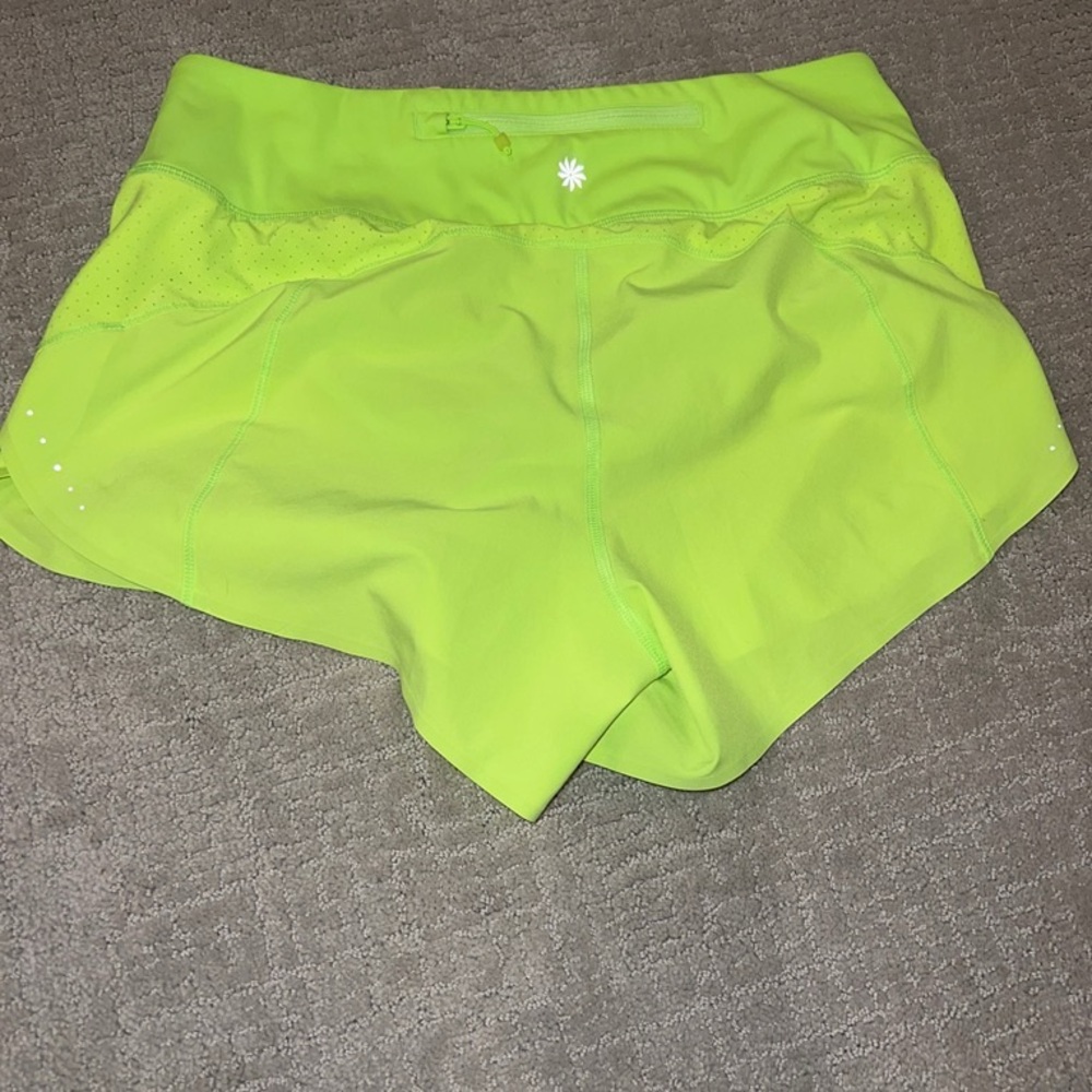 Athleta Run With It 3” Short